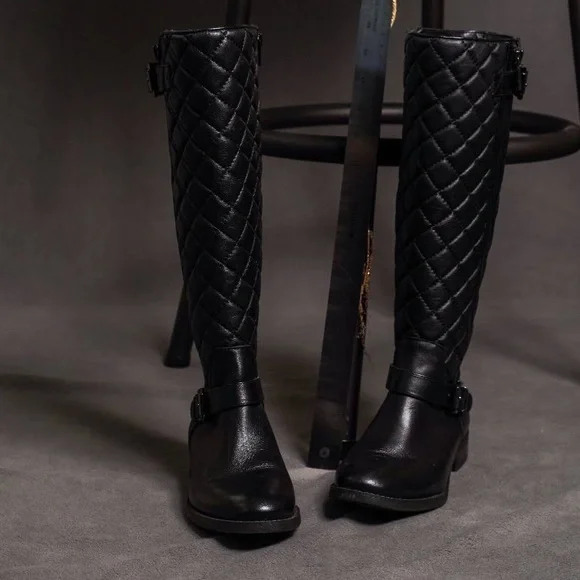 || Vince Camuto || High Quilted Black Boots - Picture 3 of 14